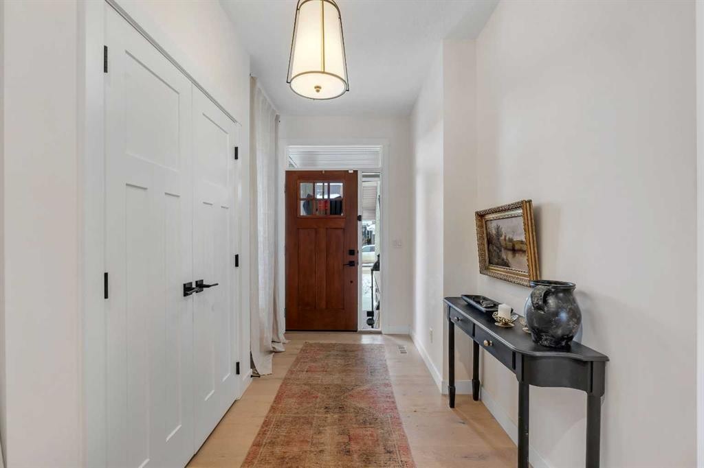 1176 Cranbrook Gardens Se, Calgary, AB - Indoor Photo Showing Other Room