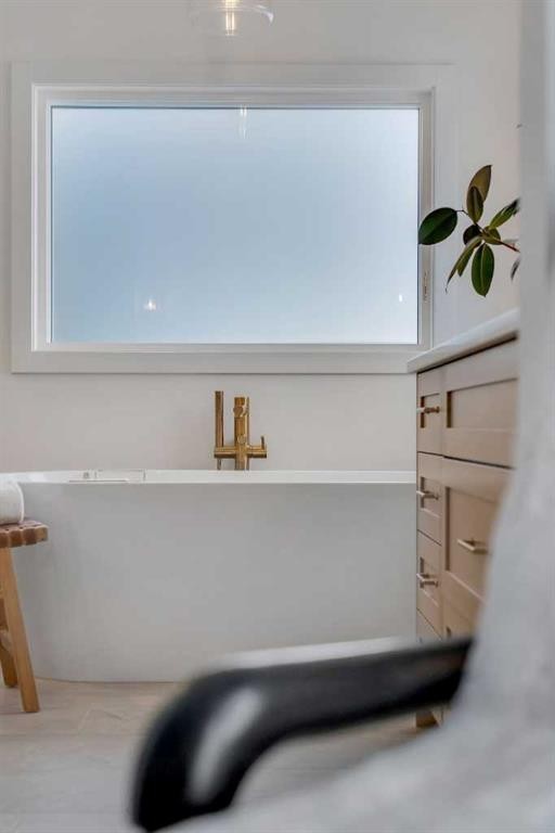 1176 Cranbrook Gardens Se, Calgary, AB - Indoor Photo Showing Other Room