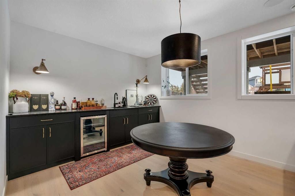 1176 Cranbrook Gardens Se, Calgary, AB - Indoor