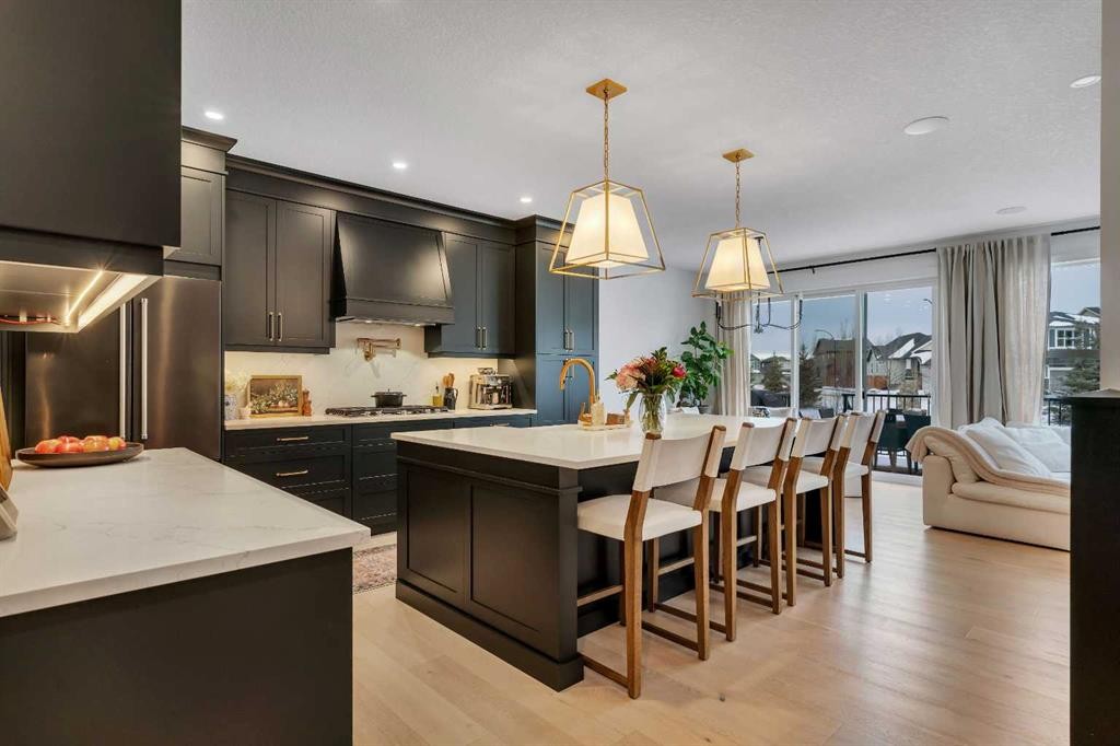 1176 Cranbrook Gardens Se, Calgary, AB - Indoor