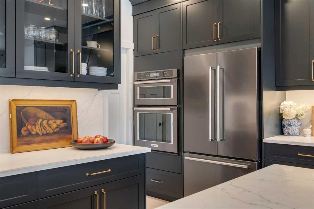 1176 Cranbrook Gardens Se, Calgary, AB - Indoor Photo Showing Kitchen With Stainless Steel Kitchen With Upgraded Kitchen