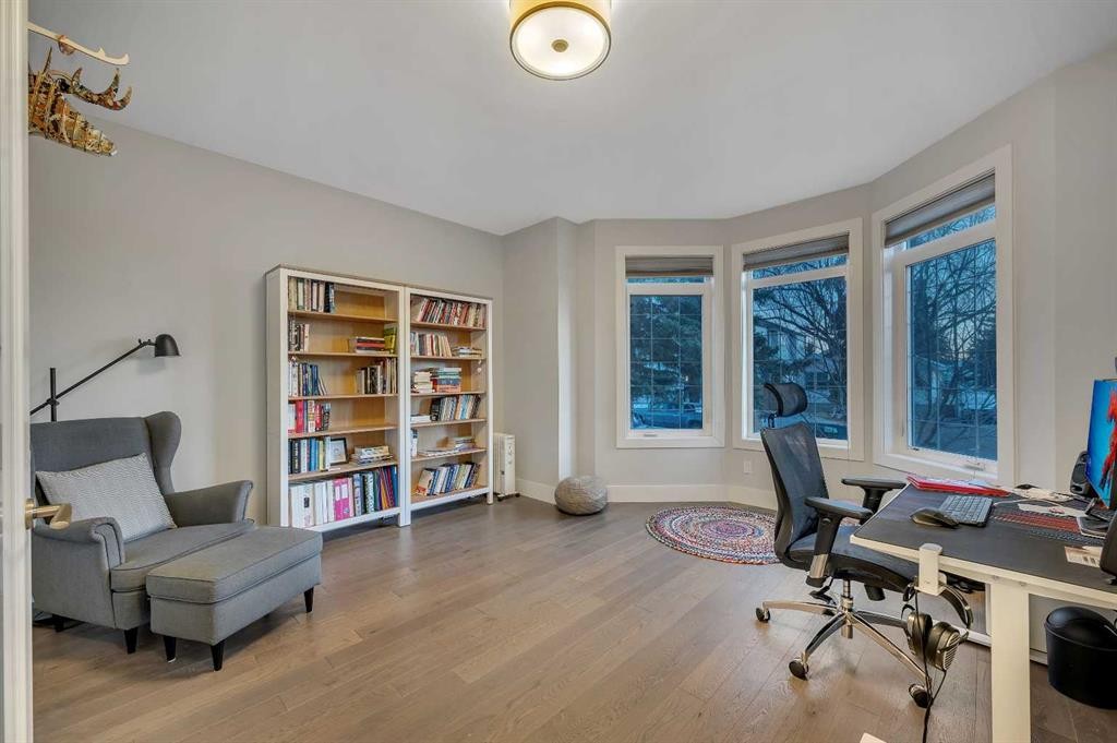 1708 23 Avenue Nw, Calgary, AB - Indoor Photo Showing Office