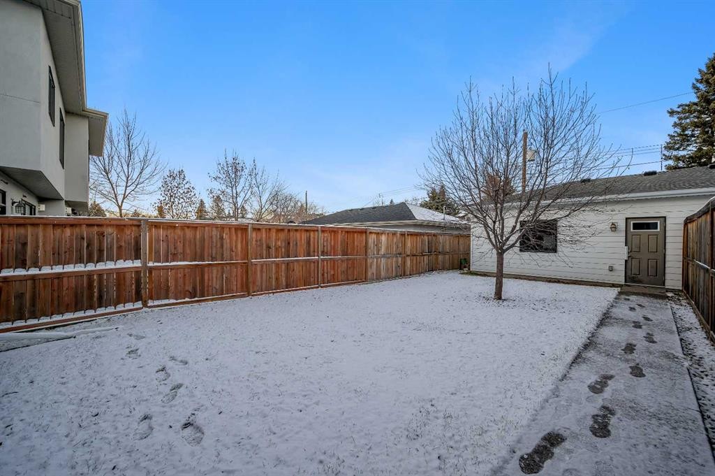 1708 23 Avenue Nw, Calgary, AB - Outdoor