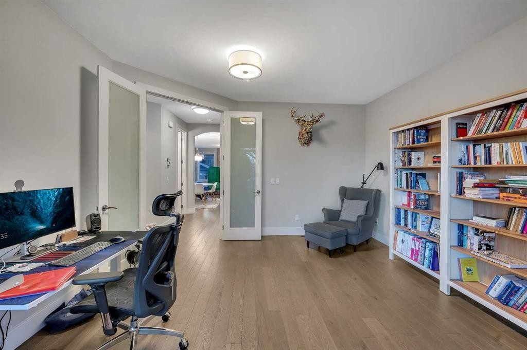 1708 23 Avenue Nw, Calgary, AB - Indoor Photo Showing Office
