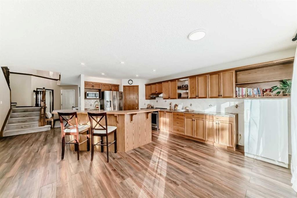 205 Patterson Hill Sw, Calgary, AB - Indoor