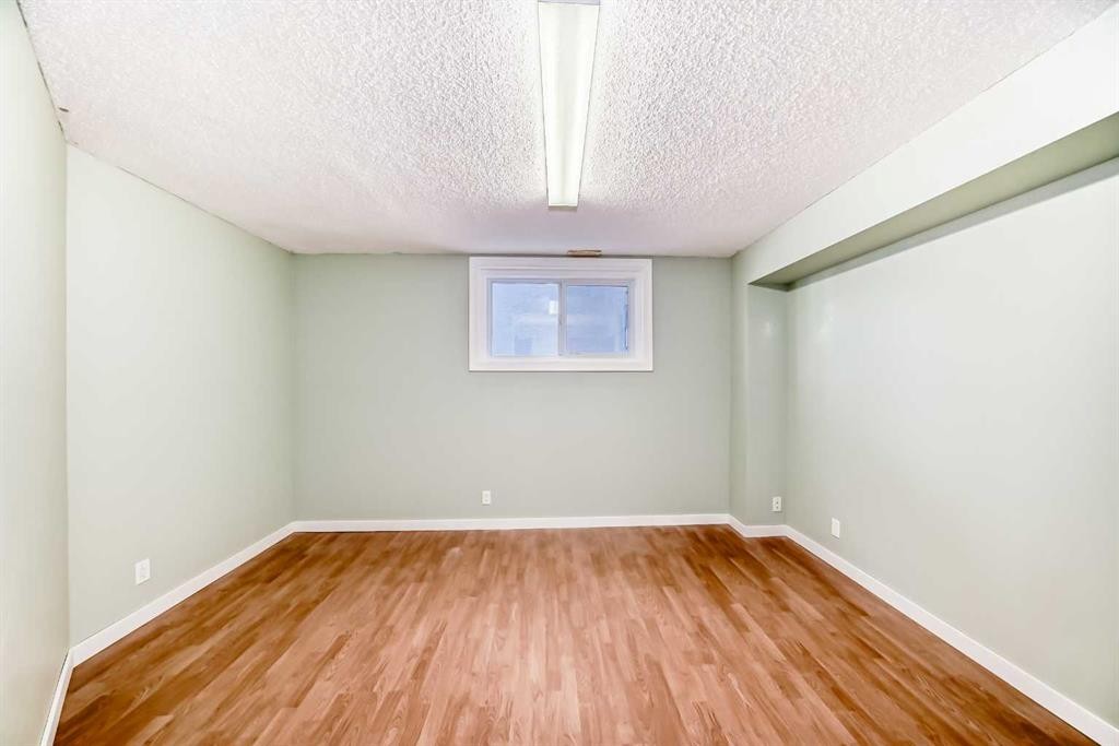 205 Patterson Hill Sw, Calgary, AB - Indoor Photo Showing Other Room