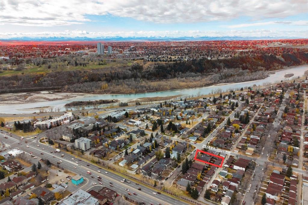 2534 3 Avenue Nw, Calgary, AB - Outdoor With View