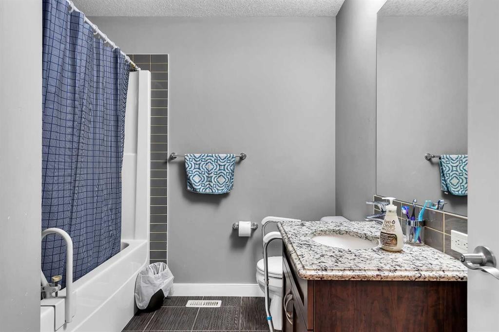 225 Cornerstone Manor Ne, Calgary, AB - Indoor Photo Showing Bathroom