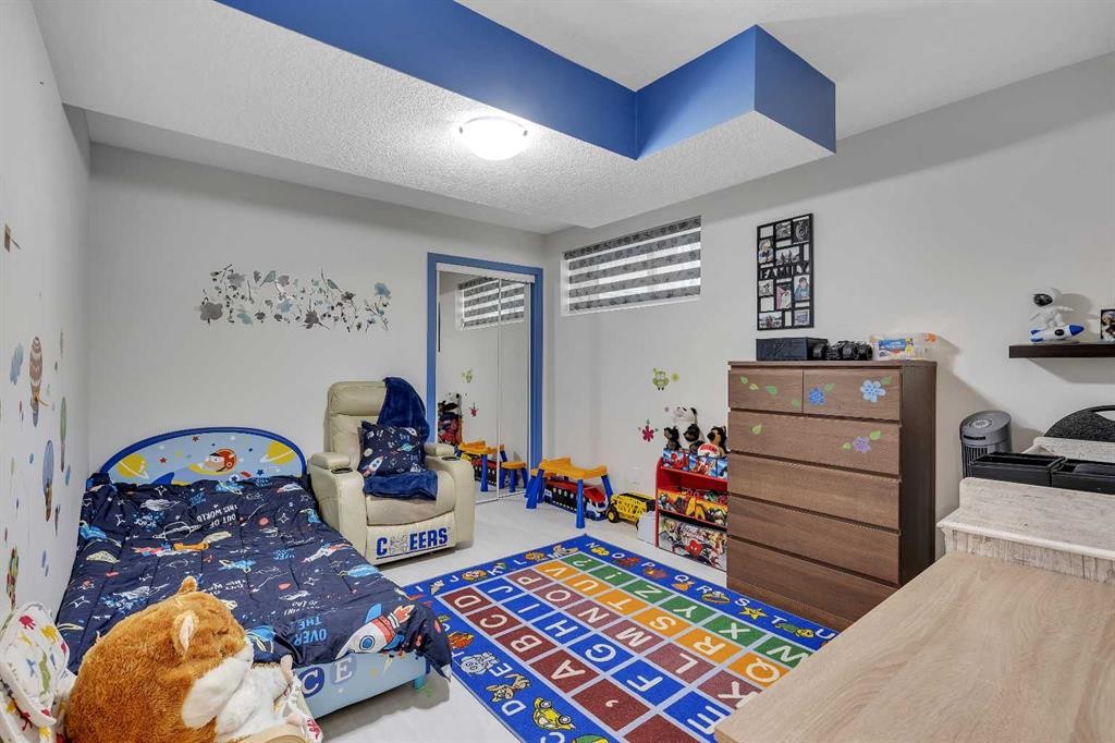 225 Cornerstone Manor Ne, Calgary, AB - Indoor Photo Showing Bedroom