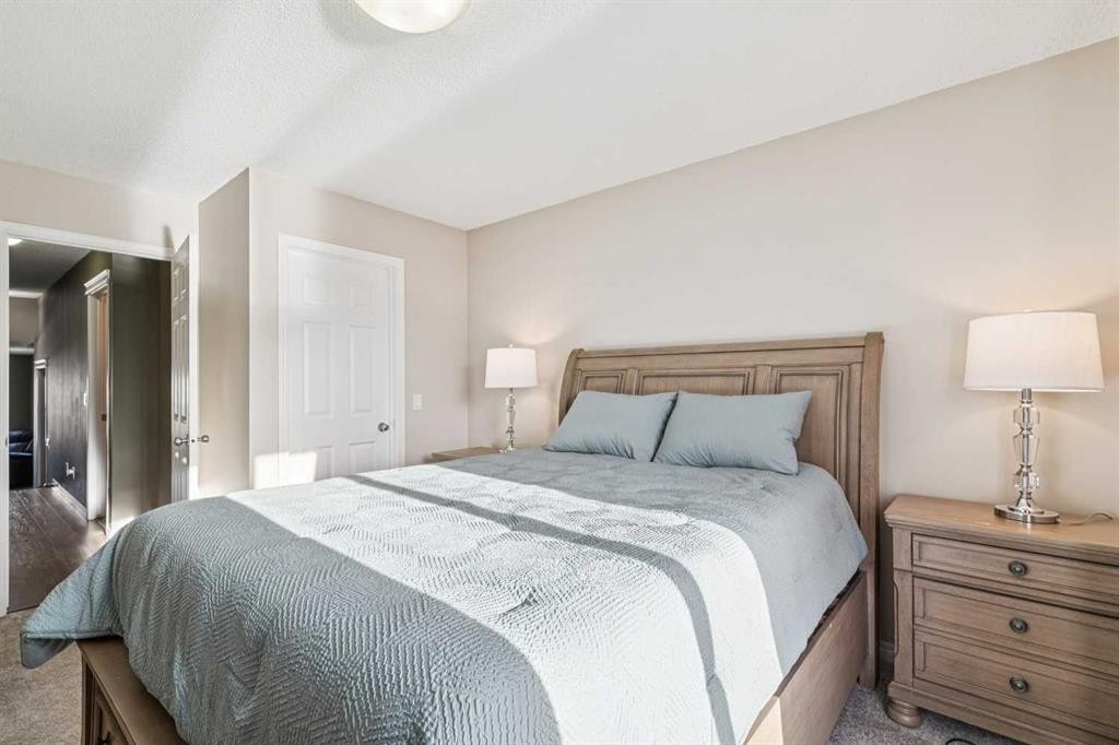 460 Silverado Plains Circle Sw, Calgary, AB - Indoor Photo Showing Bedroom
