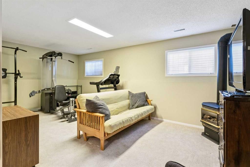 3406 Cedarille Drive Sw, Calgary, AB - Indoor