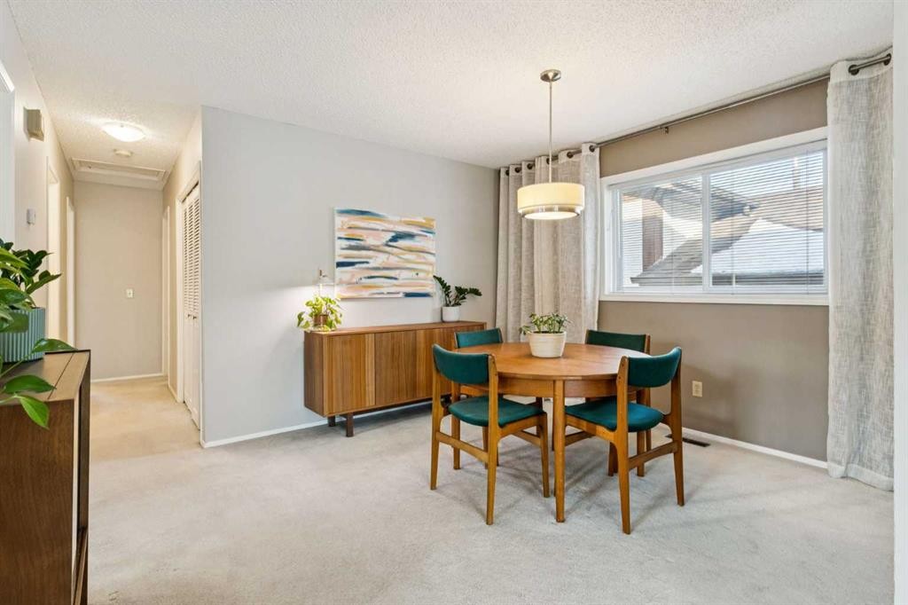 3406 Cedarille Drive Sw, Calgary, AB - Indoor Photo Showing Dining Room