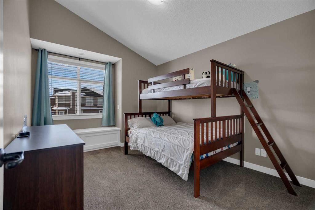 300 Aspenmere Way, Chestermere, AB - Indoor Photo Showing Bedroom