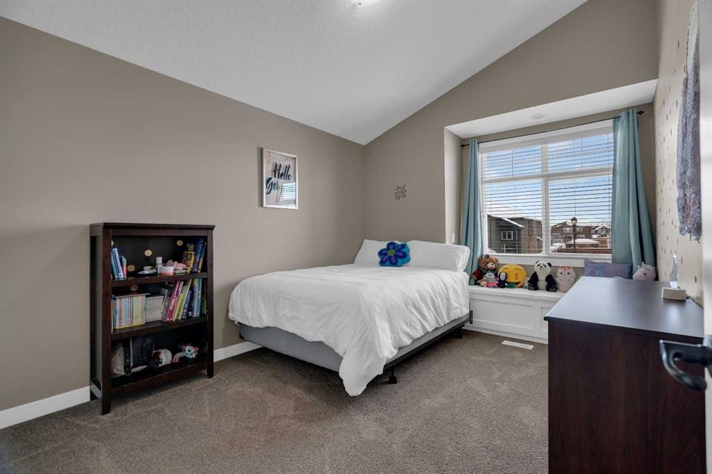 300 Aspenmere Way, Chestermere, AB - Indoor Photo Showing Bedroom