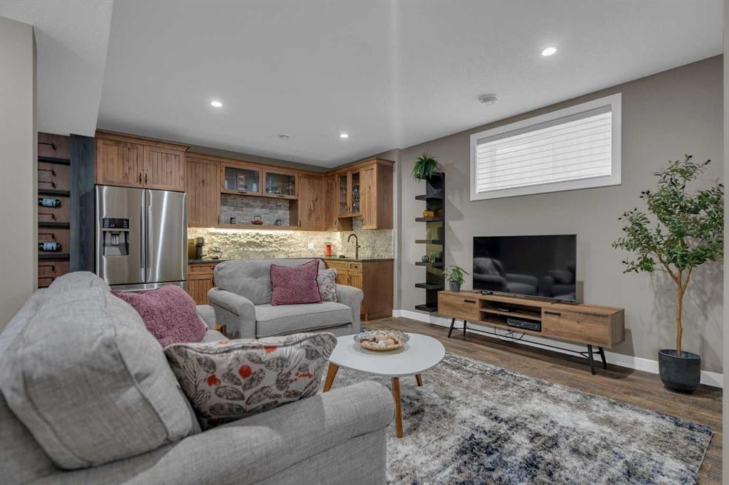 300 Aspenmere Way, Chestermere, AB - Indoor