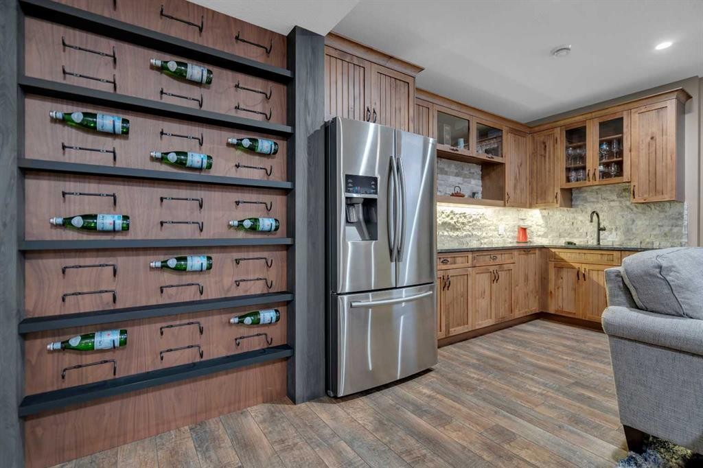 300 Aspenmere Way, Chestermere, AB - Indoor Photo Showing Kitchen