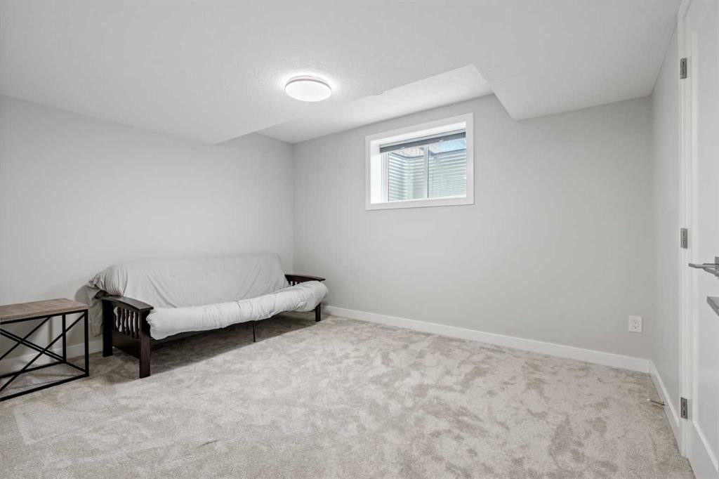 86 Legacy Woods Place Se, Calgary, AB - Indoor