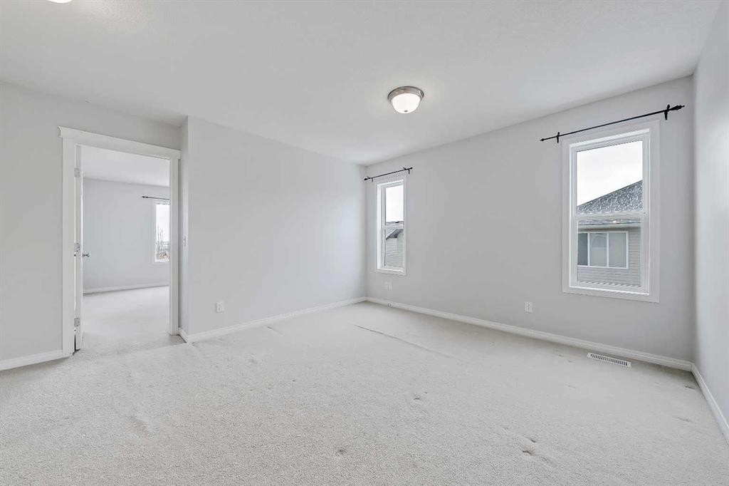 102 Kincora Glen Mews Nw, Calgary, AB - Indoor Photo Showing Other Room
