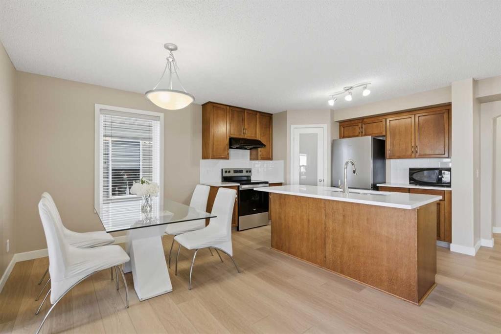 227 Panamount Circle Nw, Calgary, AB - Indoor