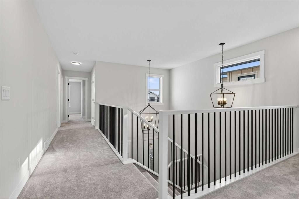 298 Kinniburgh Loop, Chestermere, AB - Indoor Photo Showing Other Room