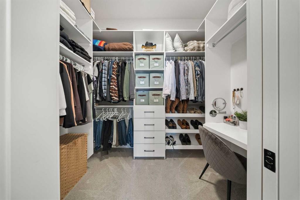 79 Sandpiper Bend, Chestermere, AB - Indoor With Storage