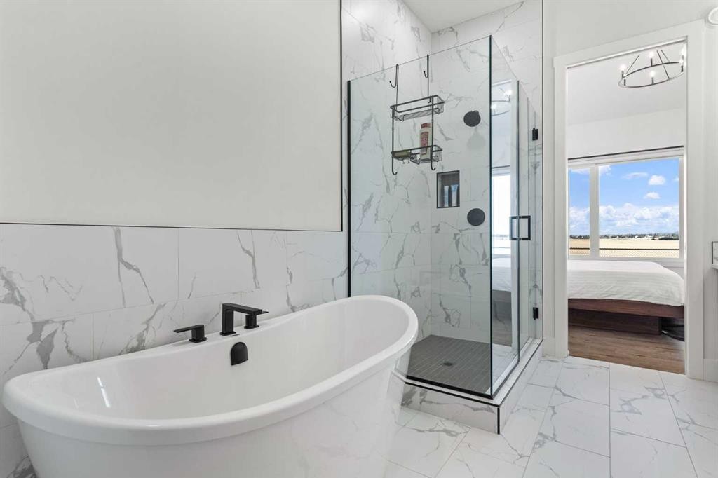 79 Sandpiper Bend, Chestermere, AB - Indoor Photo Showing Bathroom