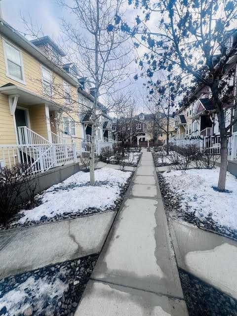 147 Mckenzie Towne Close Se, Calgary, AB - Outdoor