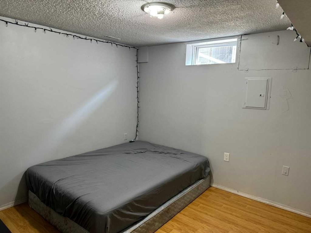 19 Margate Place Ne, Calgary, AB - Indoor Photo Showing Bedroom