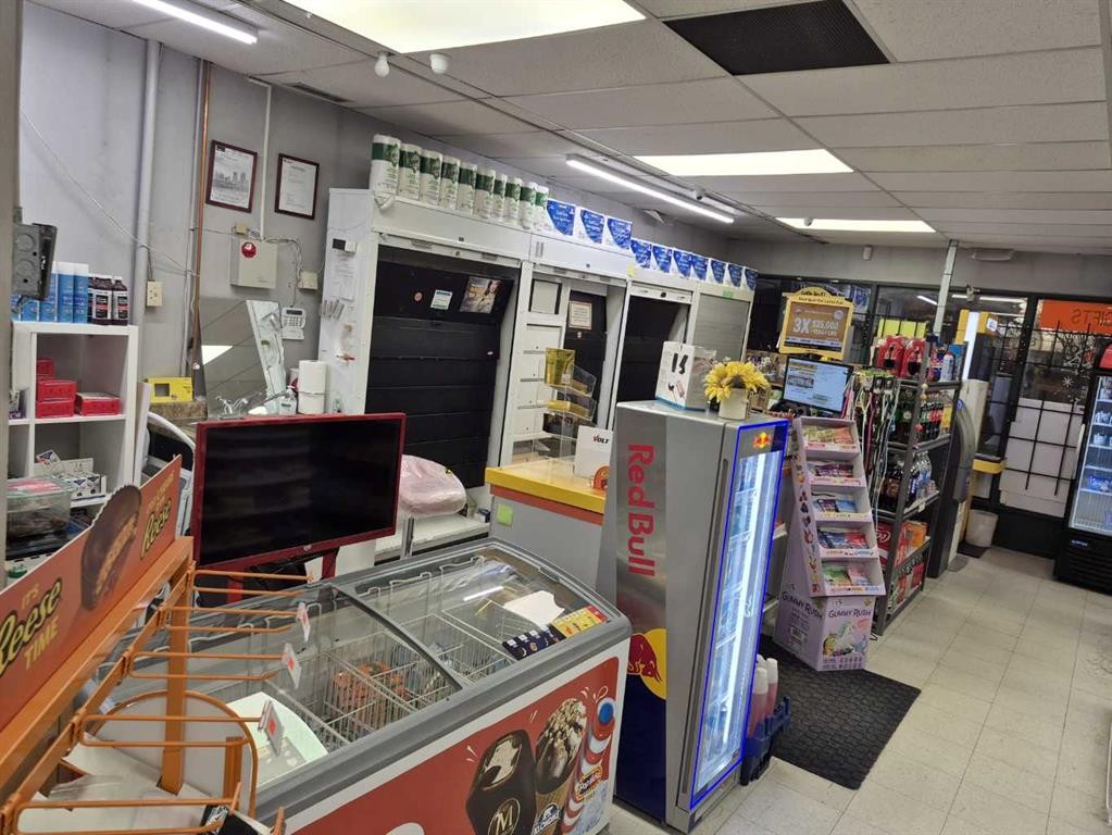 735 Ranchland Boulevard Nw, Calgary, AB