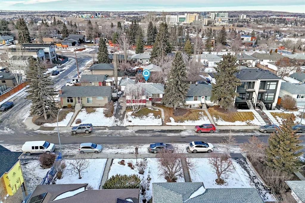 3552 2 Avenue Sw, Calgary, AB - Outdoor With View
