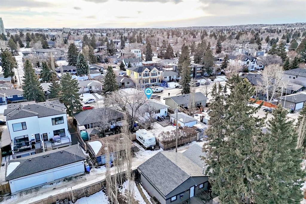 3552 2 Avenue Sw, Calgary, AB - Outdoor With View