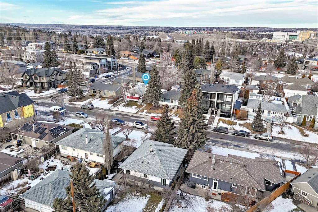 3552 2 Avenue Sw, Calgary, AB - Outdoor With View