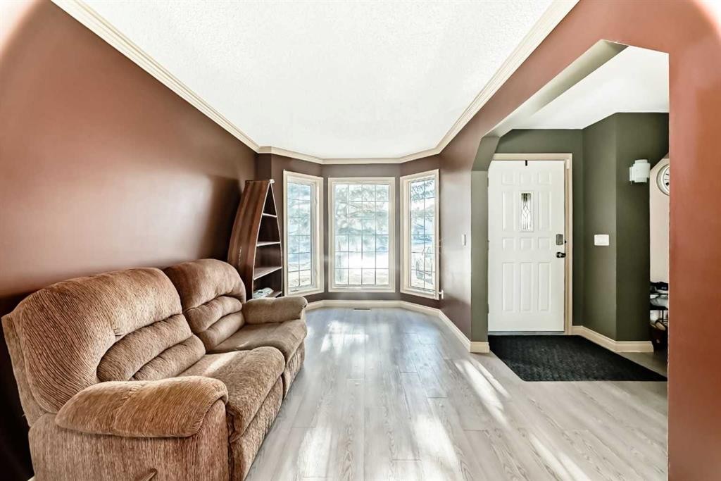 52 Douglas Ridge Close Se, Calgary, AB - Indoor