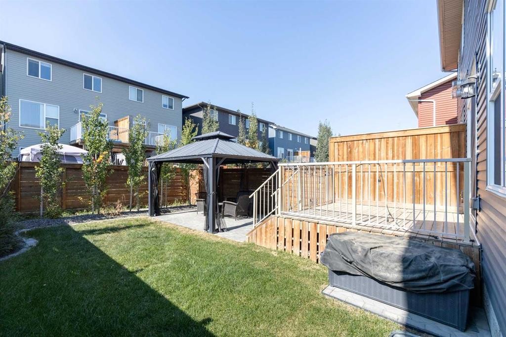 55 Sage Bluff Heights Nw, Calgary, AB - Outdoor With Deck Patio Veranda With Exterior