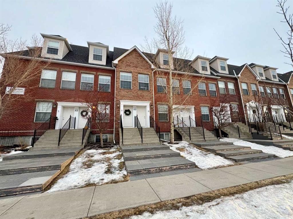 13-43 Springborough Boulevard Sw, Calgary, AB - Outdoor With Facade