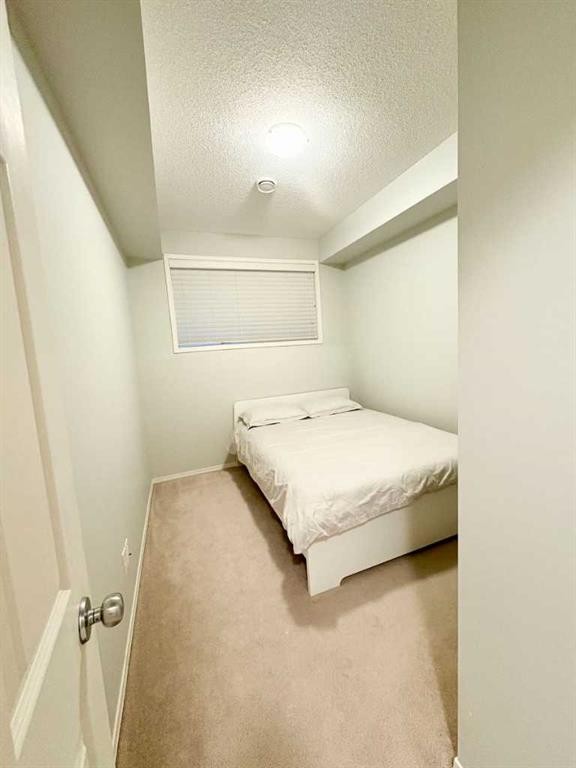 13-43 Springborough Boulevard Sw, Calgary, AB - Indoor Photo Showing Bedroom