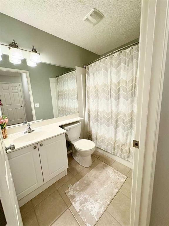 13-43 Springborough Boulevard Sw, Calgary, AB - Indoor Photo Showing Bathroom