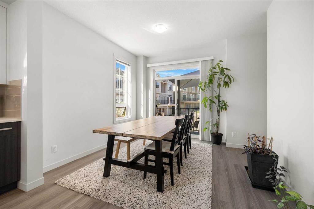 104 Sherwood Lane Nw, Calgary, AB - Indoor Photo Showing Dining Room