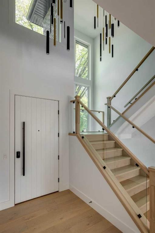 3444 Lane Crescent Sw, Calgary, AB - Indoor Photo Showing Other Room