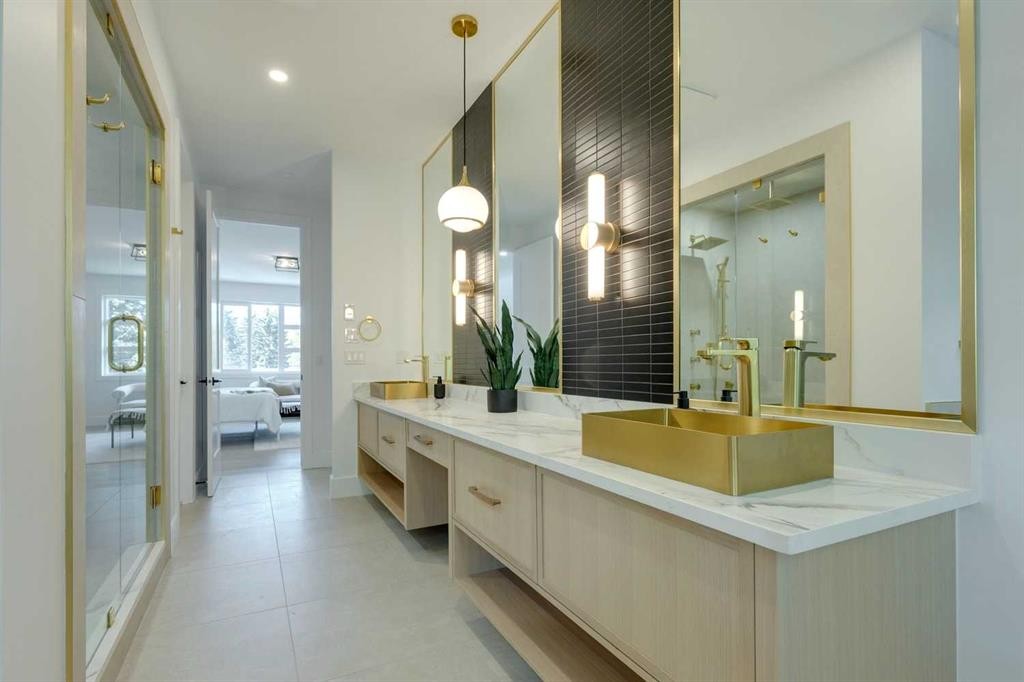 3444 Lane Crescent Sw, Calgary, AB - Indoor