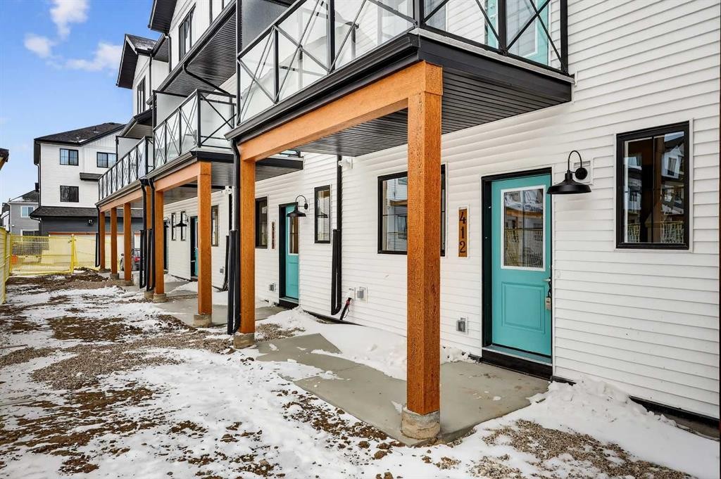 412-1750 Rangeview Drive Se, Calgary, AB - Outdoor With Exterior