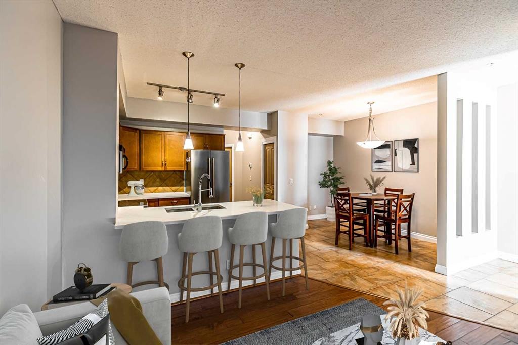 3-148 Rockyledge View Nw, Calgary, AB - Indoor