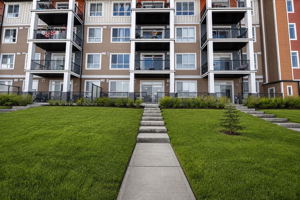 119-10 Walgrove Walk Se, Calgary, AB - Outdoor With Facade