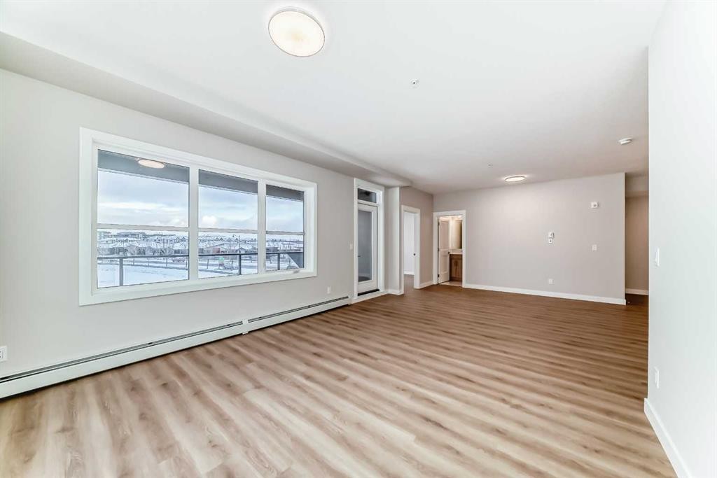8206-1802 Mahogany Boulevard Se, Calgary, AB - Indoor Photo Showing Other Room