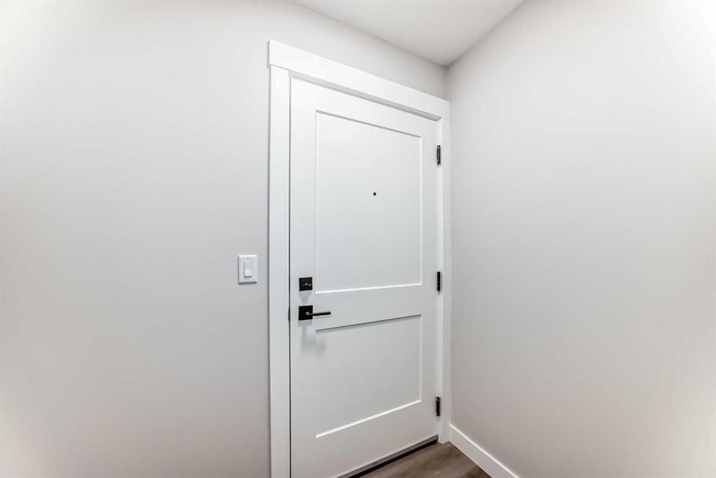 8206-1802 Mahogany Boulevard Se, Calgary, AB - Indoor Photo Showing Other Room