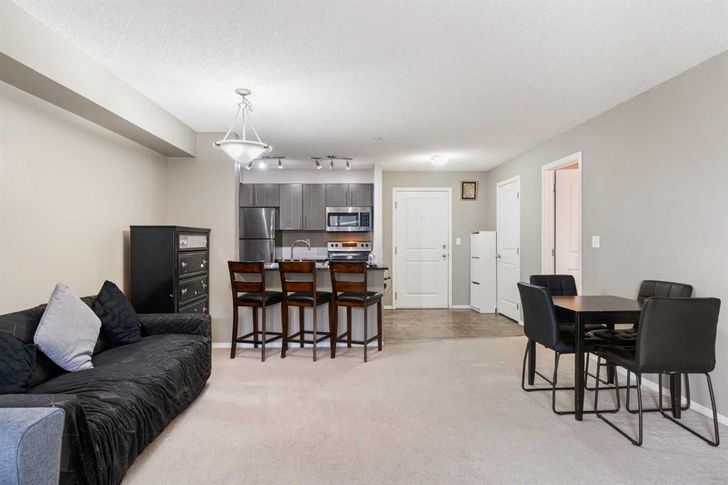 203-5 Saddlestone Way Ne, Calgary, AB - Indoor
