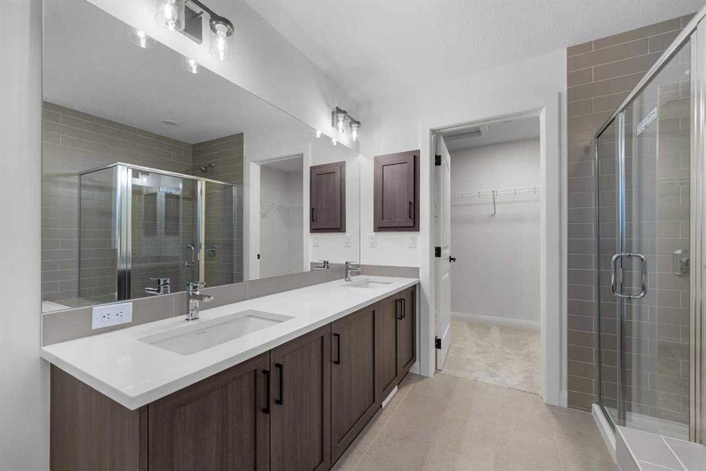 72 Dawson Wharf Mount, Chestermere, AB - Indoor Photo Showing Bathroom
