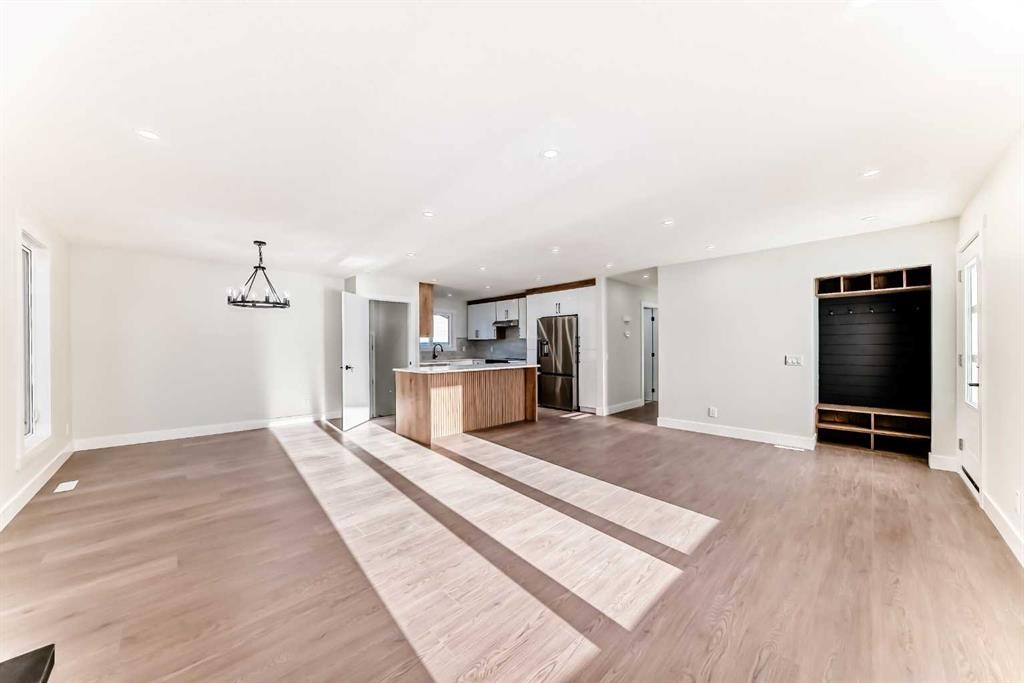 116 Rundlecairn Rise Ne, Calgary, AB - Indoor Photo Showing Other Room