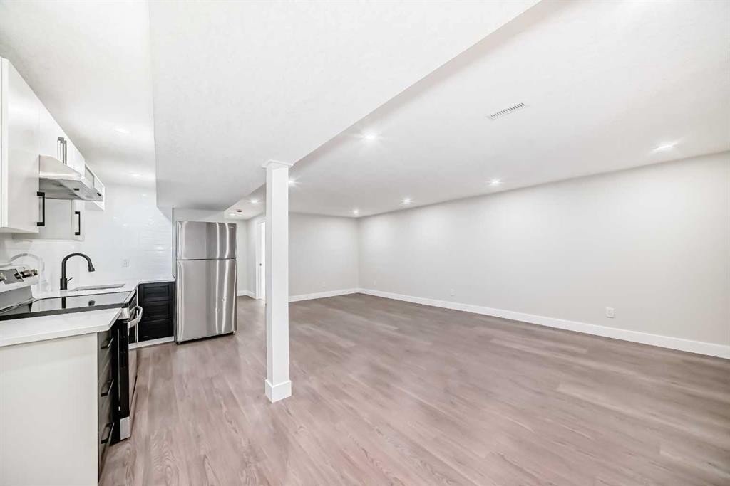 116 Rundlecairn Rise Ne, Calgary, AB - Indoor