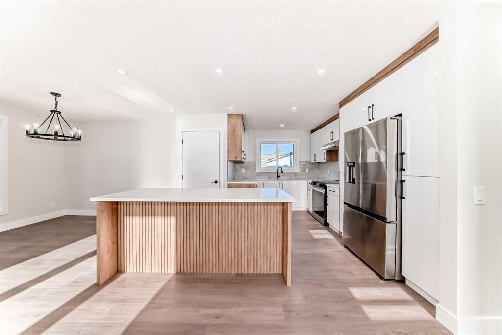 116 Rundlecairn Rise Ne, Calgary, AB - Indoor Photo Showing Kitchen